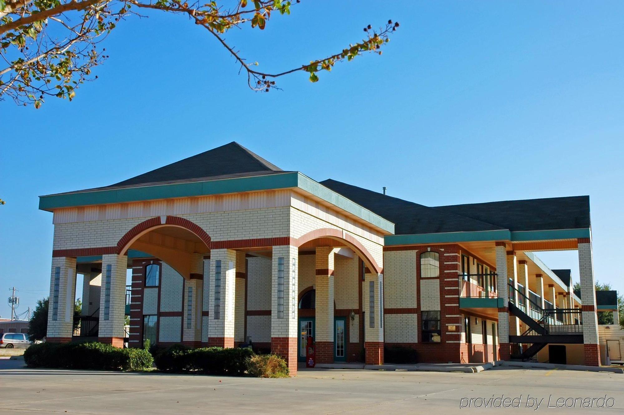 Americas Best Value Inn New Boston Exterior foto