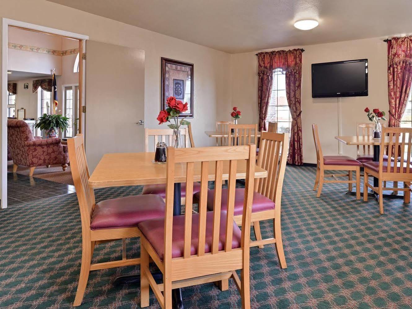 Americas Best Value Inn New Boston Exterior foto