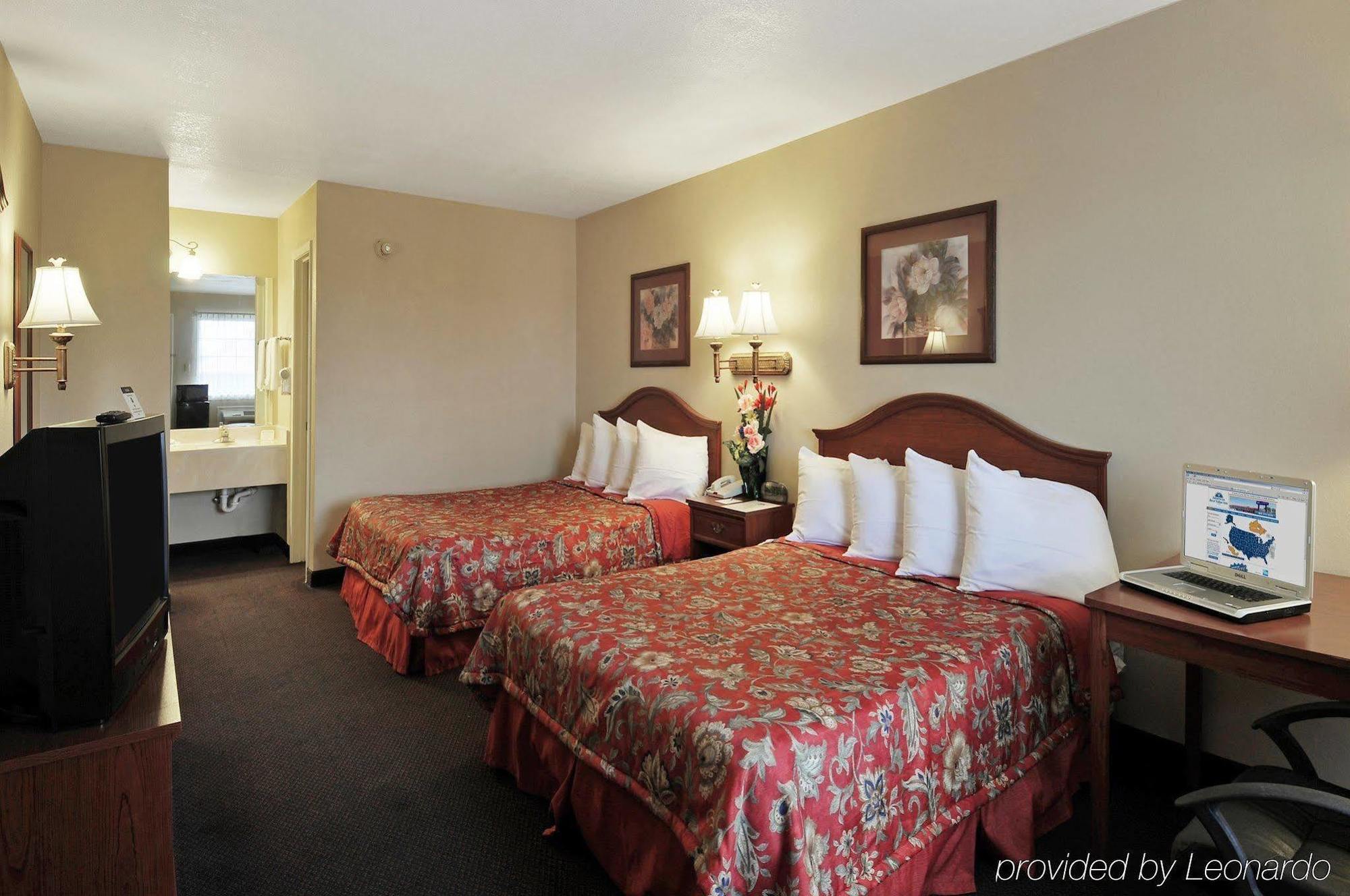 Americas Best Value Inn New Boston Exterior foto